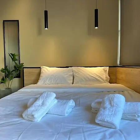 Downtown Living 2 * Selanik