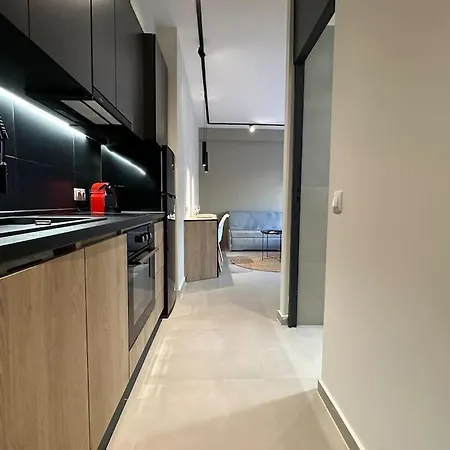 Downtown Living 2 * Selanik
